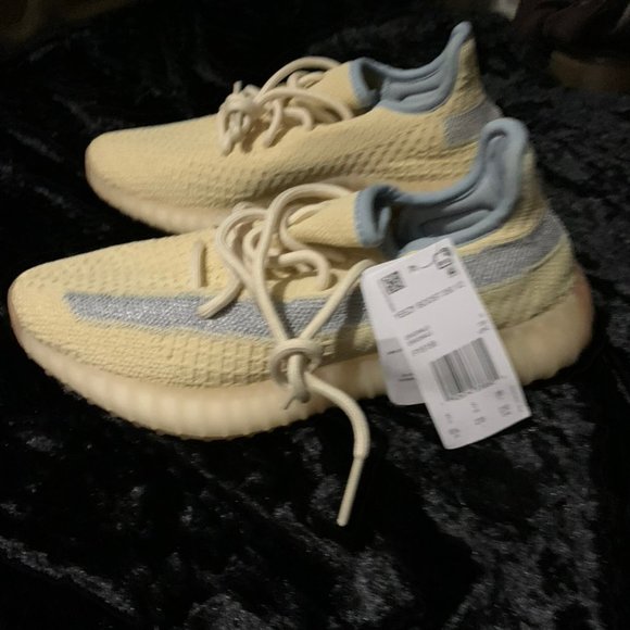 Adidas Yeezy Boost 350 V2 - Picture 3 of 5